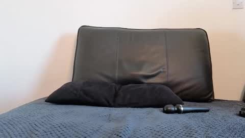 Amalia    online show from October 3, 8:41 am