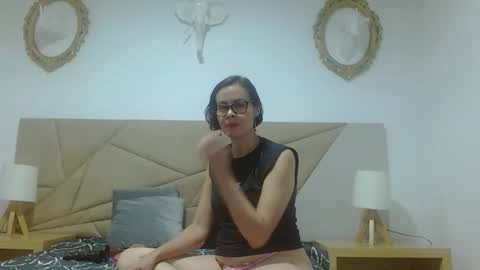 amanda_ramirez online show from November 20, 9:05 pm
