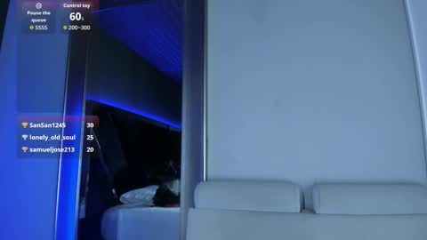 Emily online show from February 22, 1:23 pm