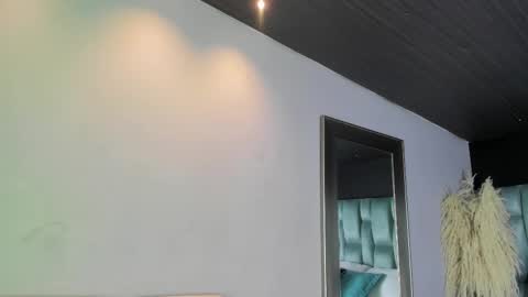 Snapshot of amarettho chatting on February 11, 11:42 am Emily online show from February 11, 11:42 am