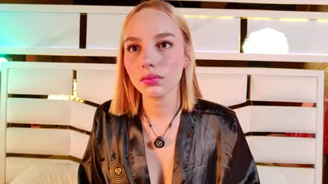 Julieta  online show from November 30, 11:58 am