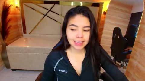 Ambarina online show from October 18, 3:31 am