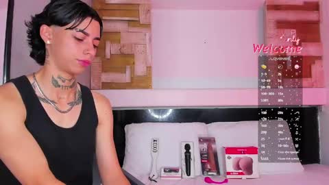 Amber  online show from April 10, 2:01 pm