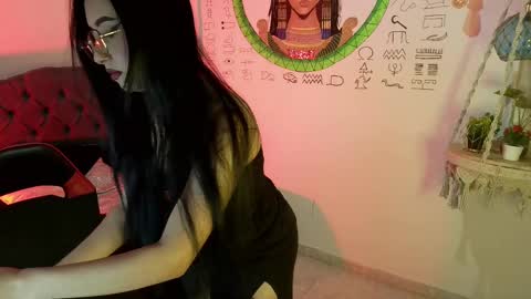 Amber  Astrom online show from February 27, 10:09 pm