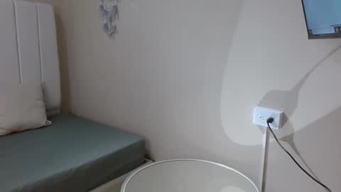 amber_gomez08 online show from January 12, 12:43 pm