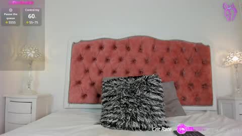 Snapshot of amber_roose75 chatting on December 23, 7:30 pm julieta  online show from December 23, 7:30 pm