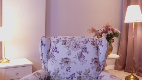 Amberseyes online show from February 6, 12:48 pm