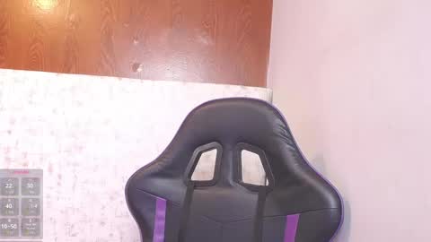 ambers online show from October 17, 4:54 pm