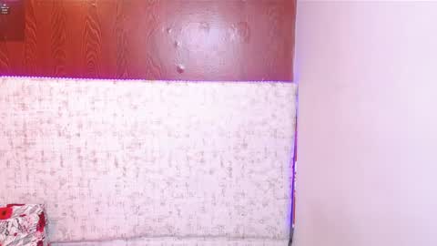 ambers online show from October 15, 4:42 pm