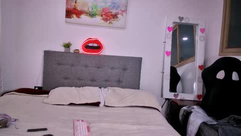 Amber  online show from December 22, 9:51 pm