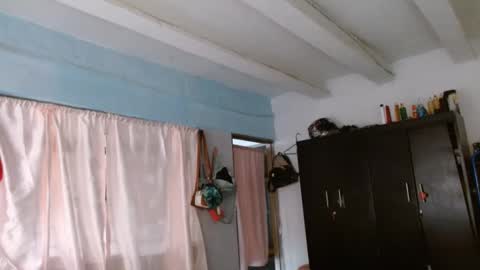 amelia  online show from December 13, 2:38 pm