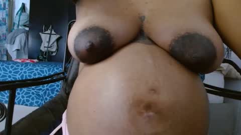 amelia  online show from March 12, 5:17 pm