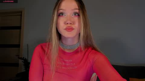 Snapshot of amelia_lein chatting on December 3, 12:11 am Your Amelia online show from December 3, 12:11 am