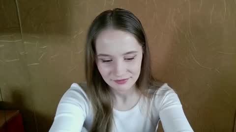 Amelia  online show from May 11, 11:45 am