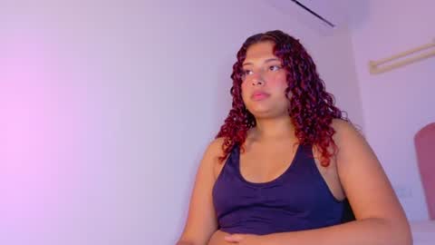 amelialaurent_ online show from June 17, 7:37 pm