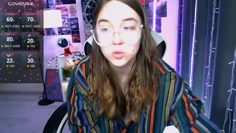 Amelia online show from May 5, 11:13 am