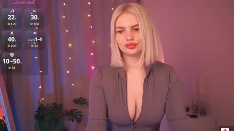  Amelia  online show from March 9, 2:59 am