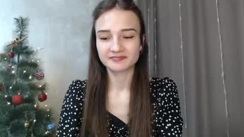 Julia  online show from December 23, 8:51 am