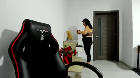 Snapshot of amiraisa chatting on February 3, 1:52 am Amiraisa online show from February 3, 1:52 am