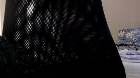 Snapshot of amoremeoww chatting on December 30, 9:05 am miss unforgettable online show from December 30, 9:05 am