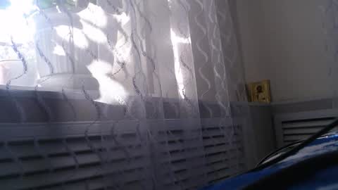 miss unforgettable online show from November 4, 8:30 am