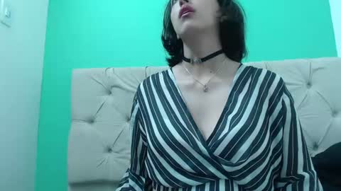 amoremerchmar online show from June 22, 3:25 am