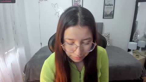 Amy sophia 3 online show from October 6, 12:55 pm