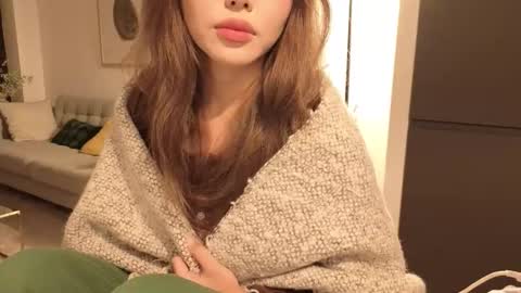 girl next door named Amy online show from January 6, 7:23 am