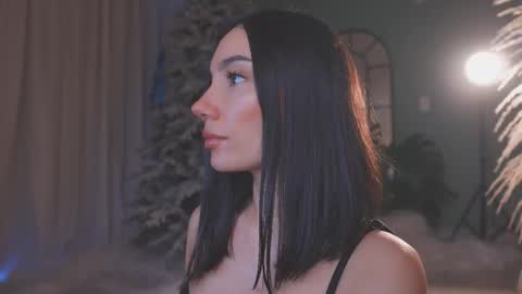 Amy Armstrong online show from January 5, 10:35 pm