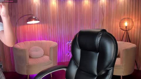 Amy  online show from December 4, 7:34 pm