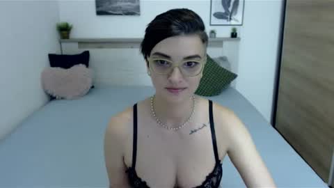 Hi there guys  My pleasure in your hands  pvt is open online show from July 11, 9:15 pm