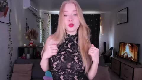 Amy online show from May 30, 9:40 am
