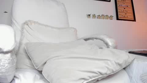 Amy online show from September 26, 4:04 pm