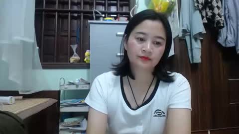 an_naughty online show from November 13, 8:35 am