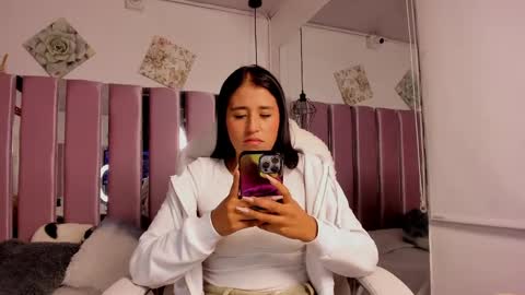 Ana online show from February 2, 2:06 am