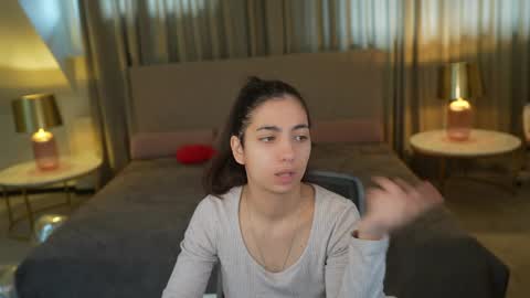 Sweet girls online show from March 31, 7:30 am