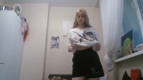 Malvina online show from June 27, 3:29 pm