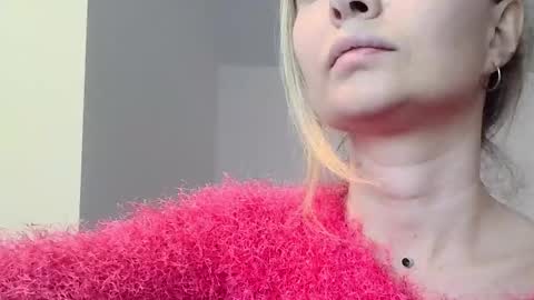 anabellaana11 online show from March 3, 3:15 pm