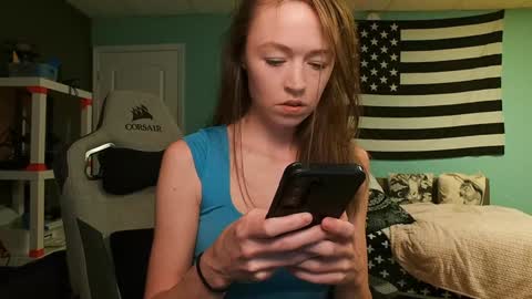 Snapshot of anabelleleigh chatting on October 14, 2:25 am Anabelleleigh online show from October 14, 2:25 am