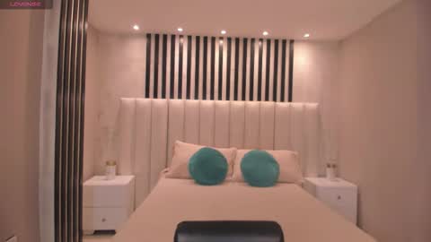 Ana  online show from October 21, 8:35 pm