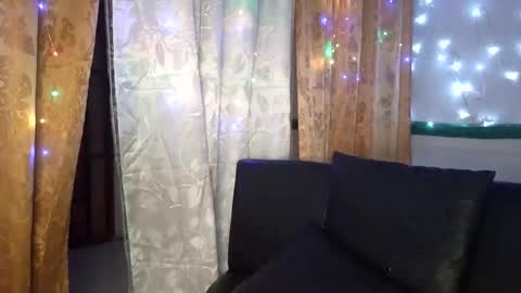 anaiis evanz online show from December 3, 2:36 am