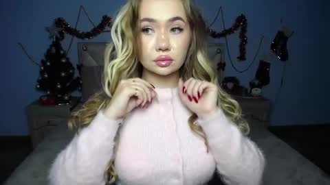 anastacyyellig online show from December 25, 6:09 am