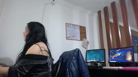 Jennyfer.... but u can say me Anastasia online show from October 11, 6:07 am