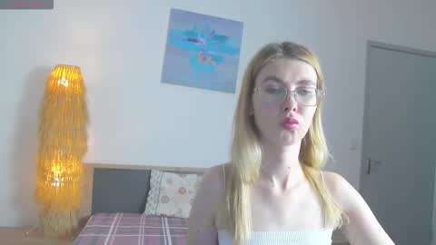 Snapshot of anastasiaga chatting on September 19, 9:14 pm Anastasia online show from September 19, 9:14 pm