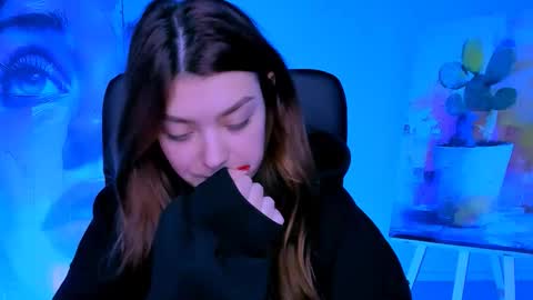 Ana online show from November 23, 2:30 pm