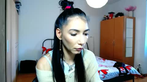 sweetSin online show from February 24, 11:19 am