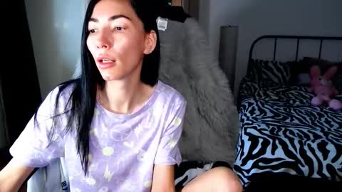 sweetSin online show from November 5, 8:19 am