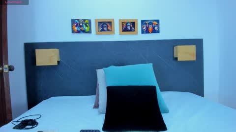 Andrea online show from April 15, 4:29 pm