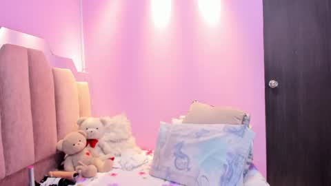 A n d r  e a S w e e t  online show from December 4, 8:31 pm