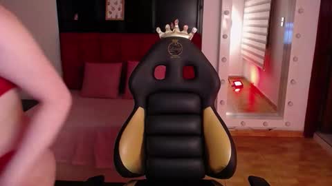 androm3da_ online show from September 27, 12:23 pm